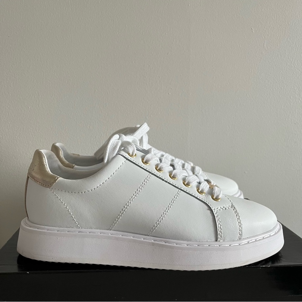Lauren Ralph Lauren White and Gold Sneakers - Picture 3 of 7